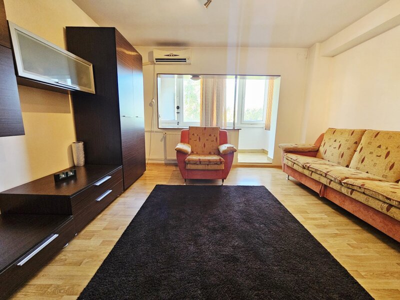 Vicina, Petre Ispirescu, vanzare 2 camere, 57 mp, decomandat, etaj 2/4.