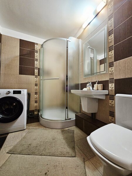 Vicina, Petre Ispirescu, vanzare 2 camere, 57 mp, decomandat, etaj 2/4.